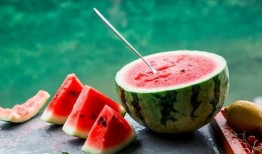 孩子吃瓜诗,孩子眼中的夏日田园乐章