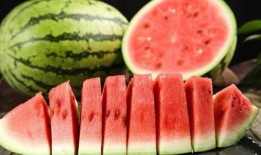 胃癌可以吃秋瓜吗,秋瓜适宜与否的探讨