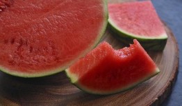 老六吃小瓜,一场舌尖上的美食之旅