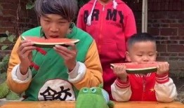 吃瓜喝酒搞笑视频,笑料横生！吃瓜喝酒搞笑视频大盘点