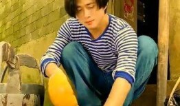 在七十年代吃瓜,见证那个时代的“吃瓜群众”