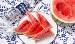 喝醉吃瓜,一场别开生面的醉酒吃瓜盛宴