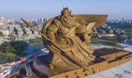 湖北荆州关公吃瓜